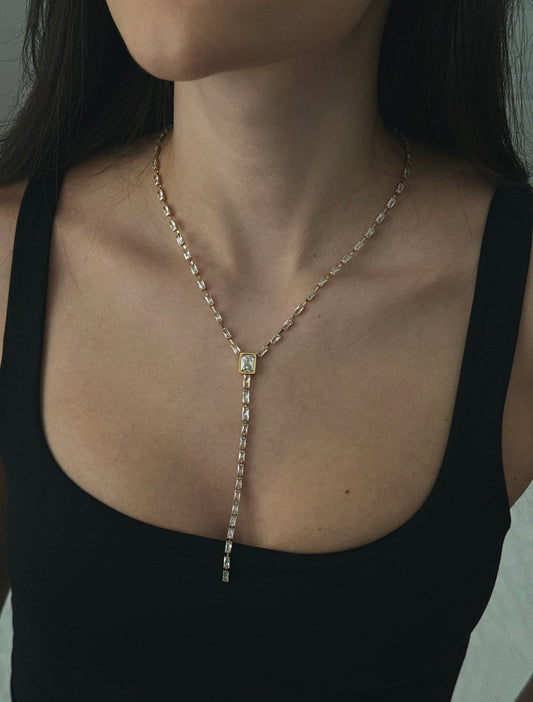 ELOISE NECKLACE