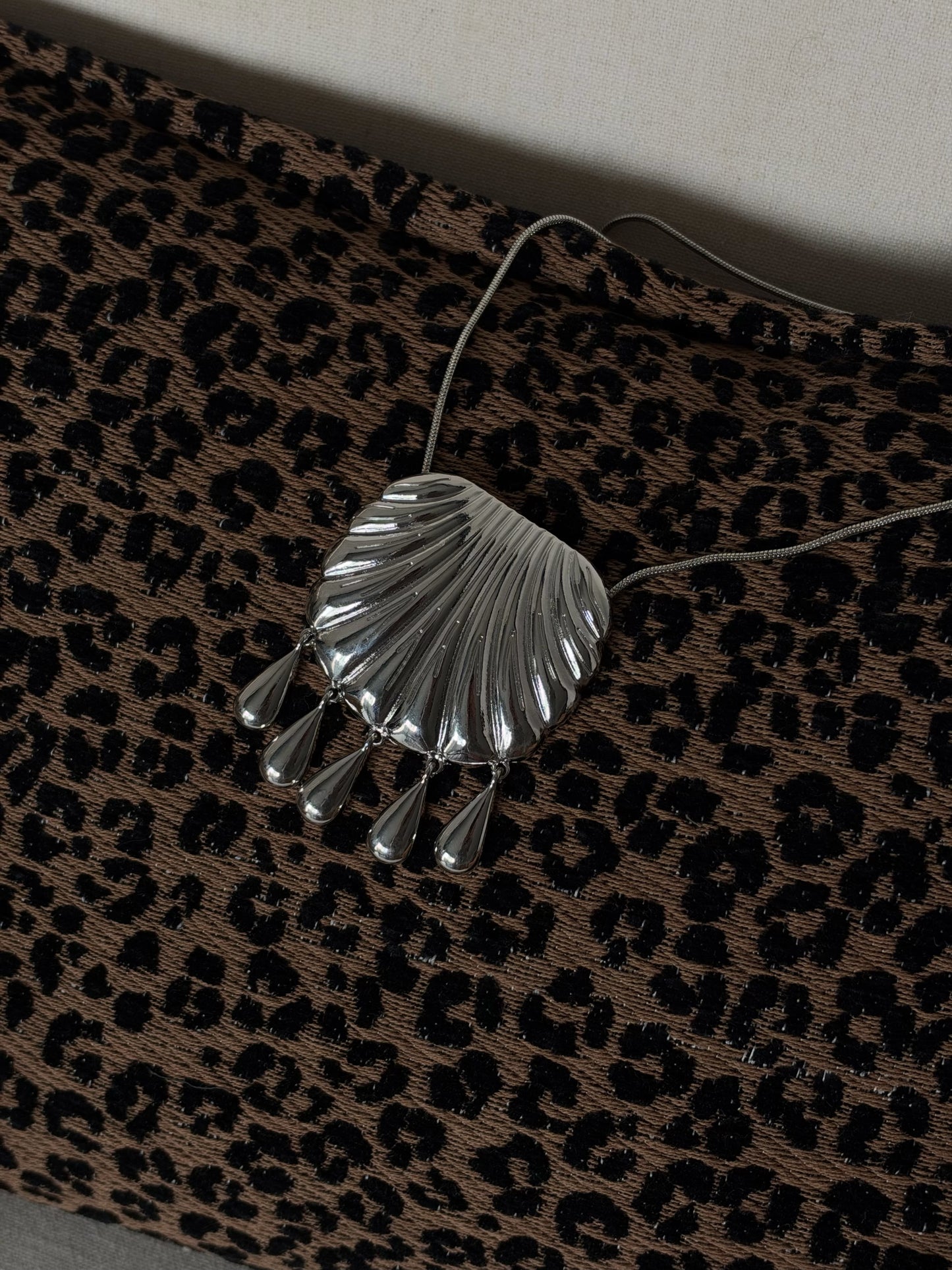 AURELIA NECKLACE