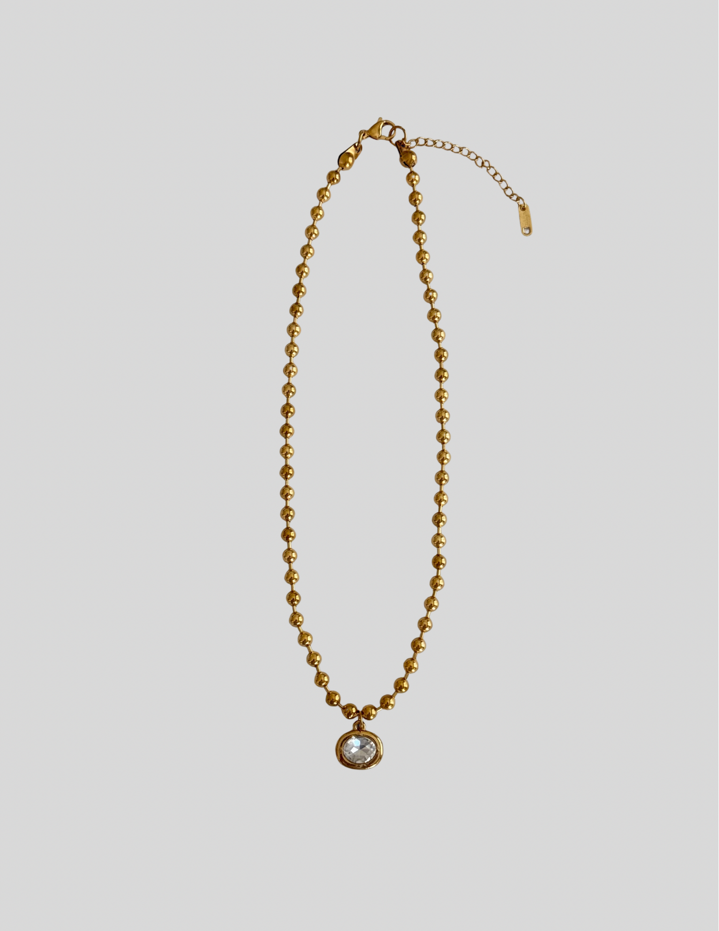 VIKI NECKLACE